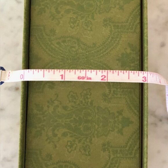 GUCCI Gift Present Set - Textured Green Logo Magnetic Box, Dust Bag & Gi… - Picture 15 of 17